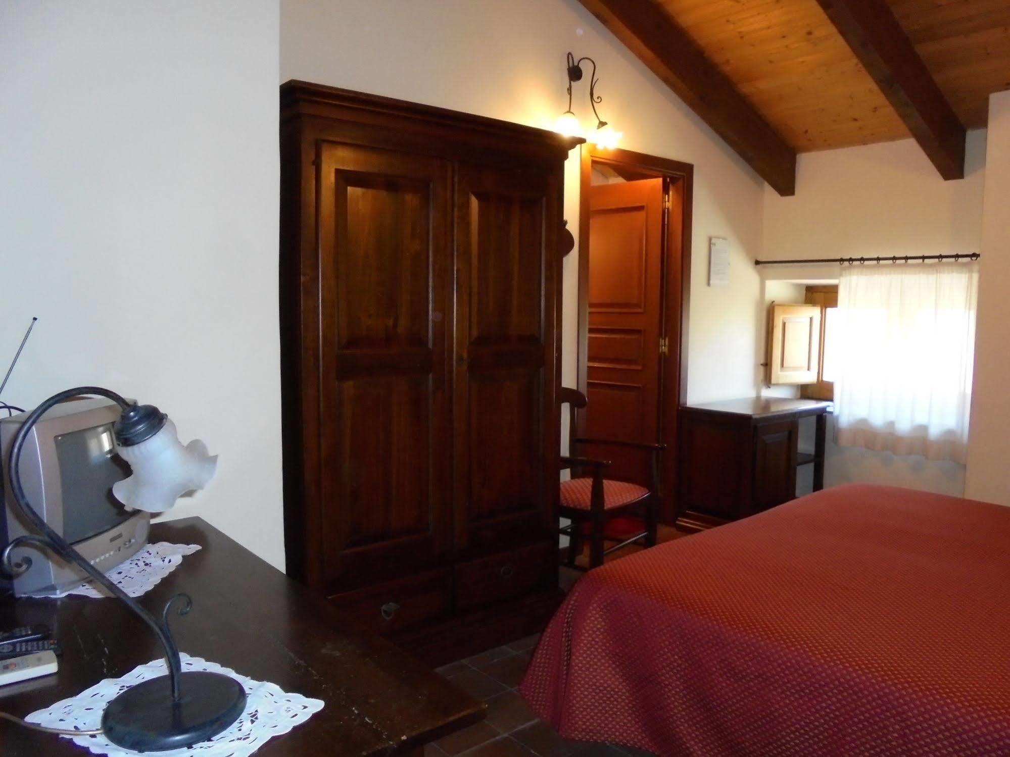 Ai Vecchi Crateri Casa de hóspedes SantʼAlfio Exterior foto