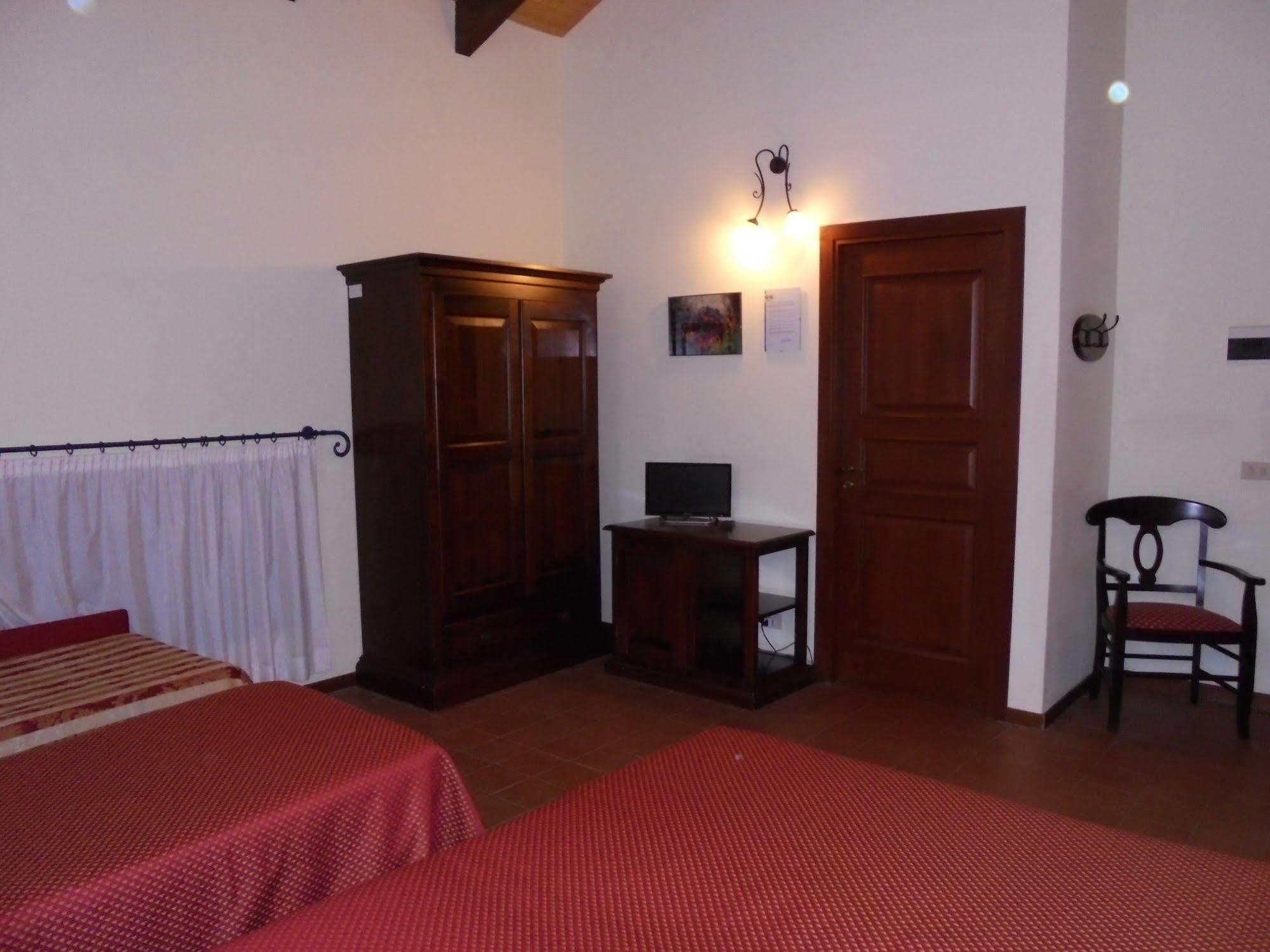 Ai Vecchi Crateri Casa de hóspedes SantʼAlfio Exterior foto